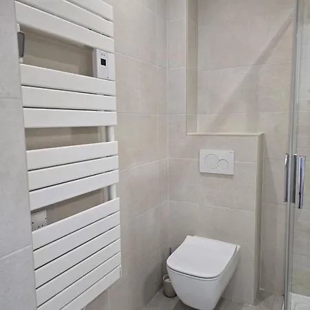 Balcon, Centre Ville, Parc Expo, Arena بيرول