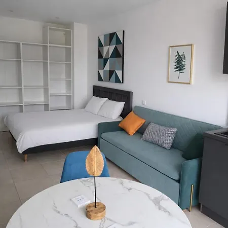 Appartement Balcon, Centre Ville, Parc Expo, Arena *